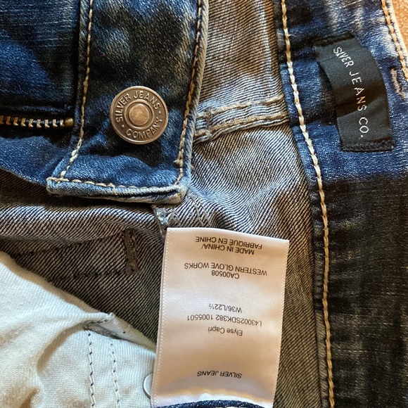 Silver Elyse Capri size 36 fits like an 18 - Picture 2 of 3